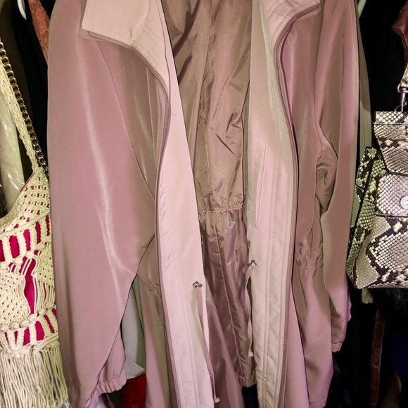 Jacket - Picture 2 of 4